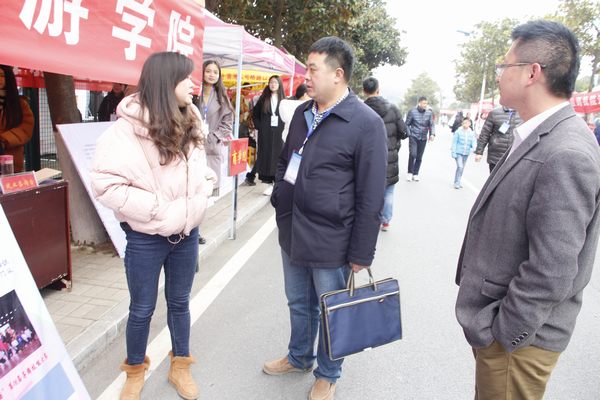 2017052712005511.jpg 2016121023024588.jpg