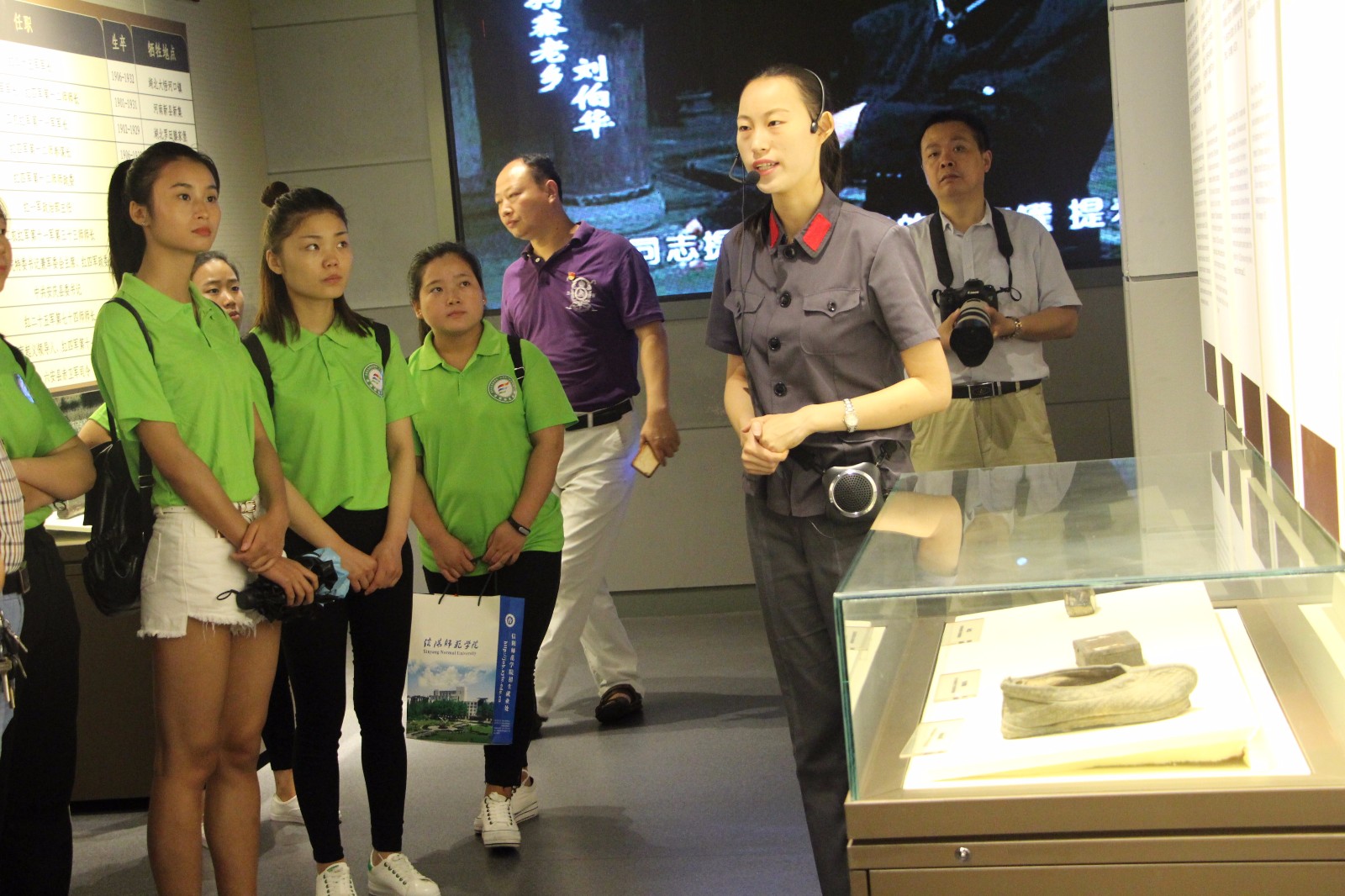 2017070218075812.jpg 烈士陵园3.JPG